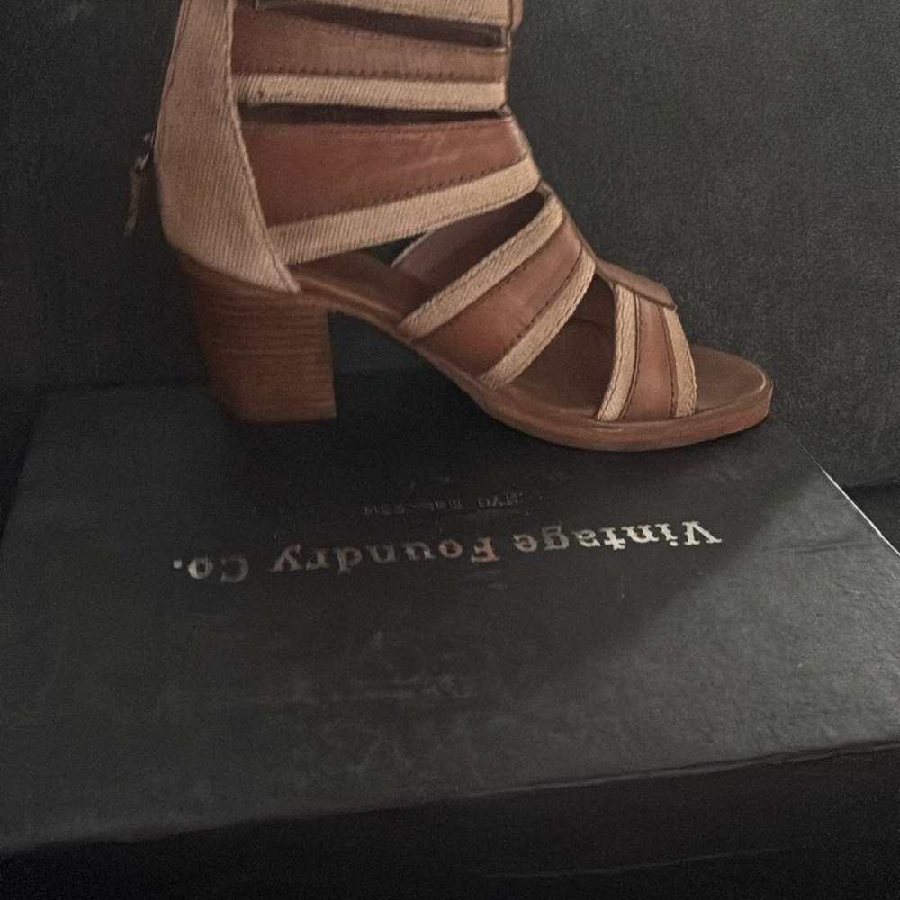 New Vintage Foundry Michelle Shoes Size 8.5